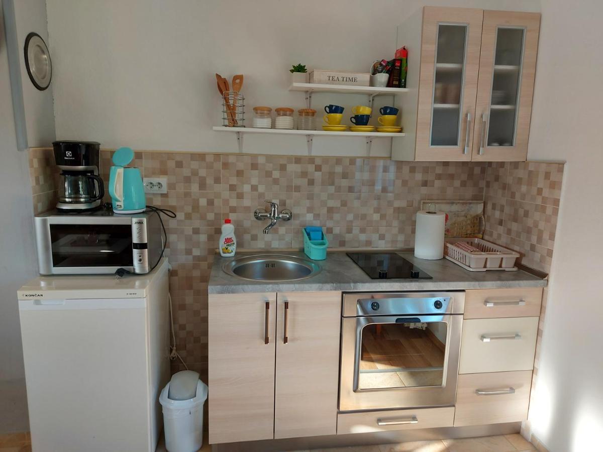 Apartment Rosie Smoljanac Eksteriør billede